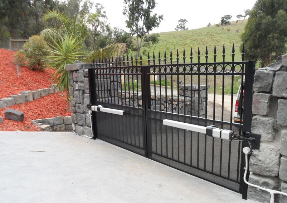 Black Swing gate With gate Opener
